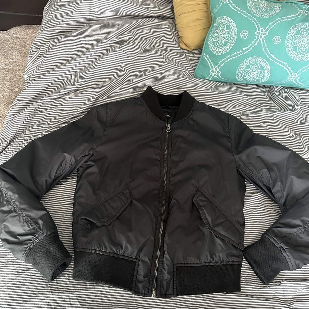 Uniqlo bomber jacket xs